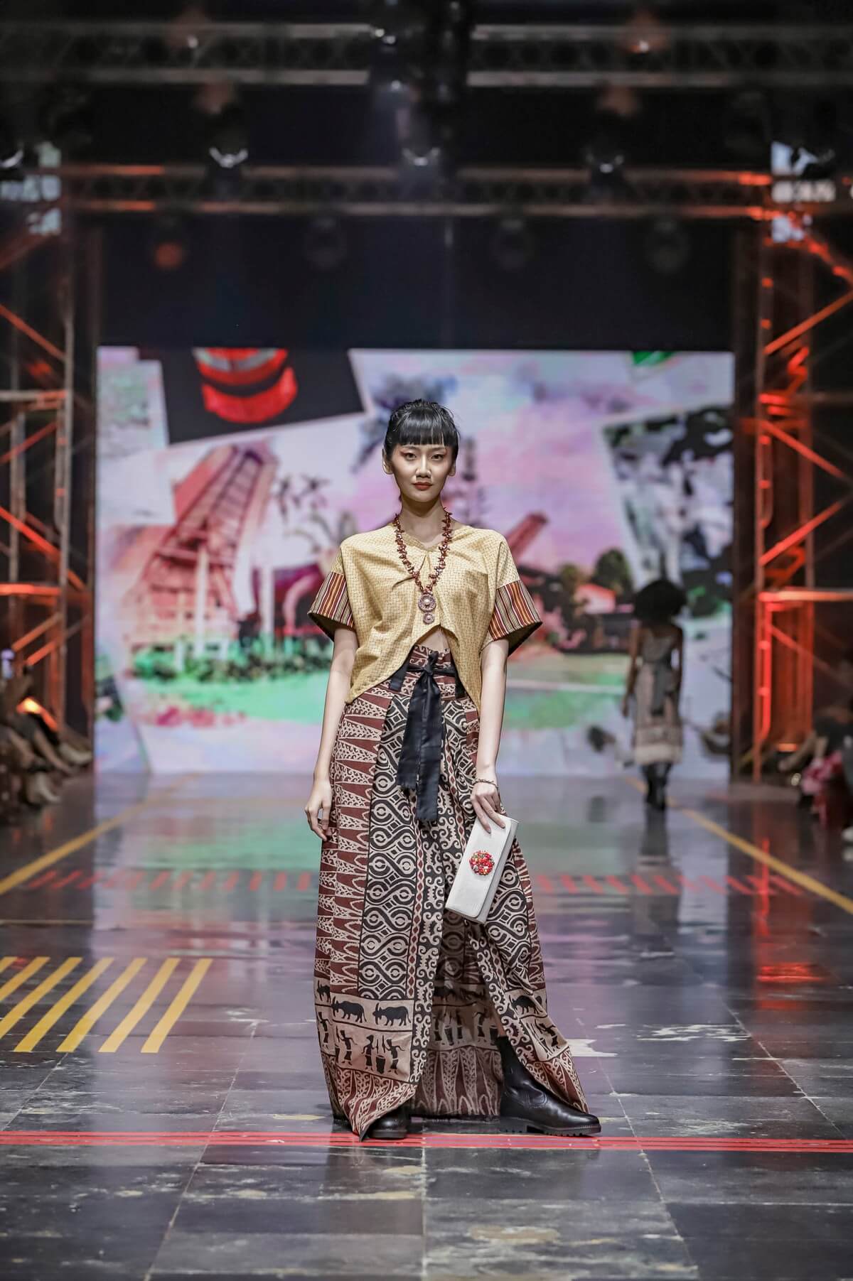 Spotlight - Dwi Iskandar Fashion Designer